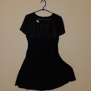 💋 Black Skaters Dress with Sateen Bodice